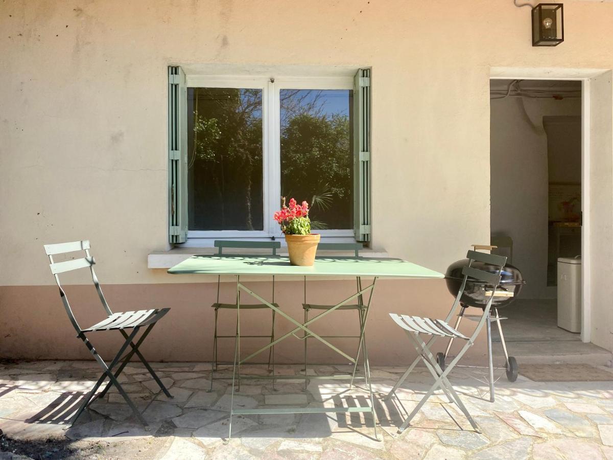 Gite Le Palmier - Perfectly Located Cosy Studio With Private Garden Puissalicon Exterior foto